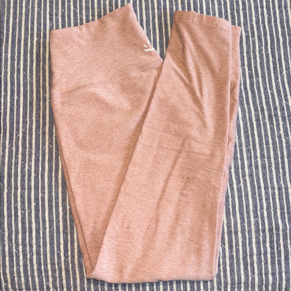 Beyond Yoga Spacedyed Light Pink Leggings. Size L